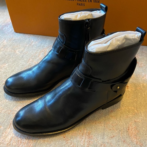 Tory Burch Black Leather Derby Flat Ankle Boots EUC - Picture 5 of 11